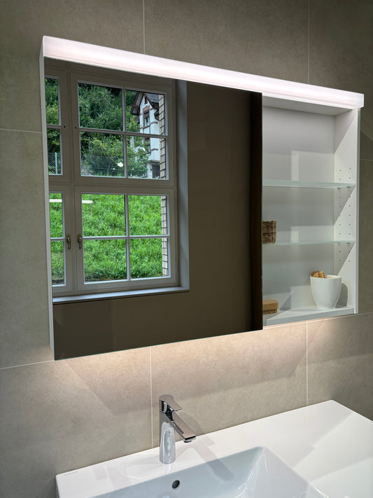 Spiegelschrank even4