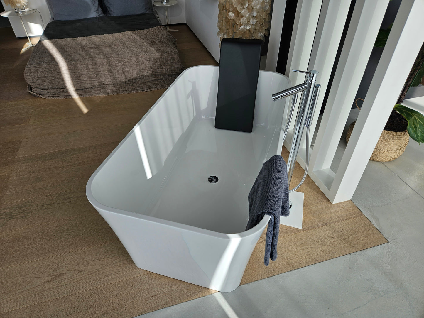 Badewanne Edge